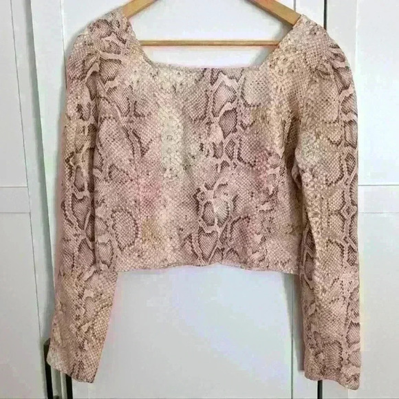 Nwt Guess Sahara Snake Print Crop Top - Picture 3 of 5